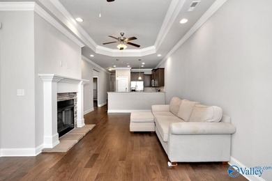 Low maintenance living in an active community! Single level - photo 5
