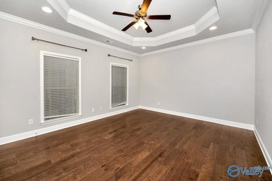 Low maintenance living in an active community! Single level - photo 10