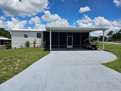 Lake Home For Sale in Dundee, Florida