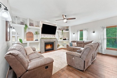 Large home near Lake Tippecanoe with a walk out basement and - photo 4