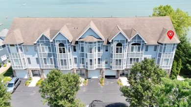 Lake Townhome/Townhouse For Sale in Cedar Lake, Indiana