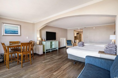 Welcome to this beautiful efficiency condo at The Caravelle