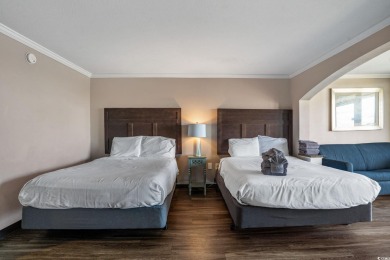 Welcome to this beautiful efficiency condo at The Caravelle