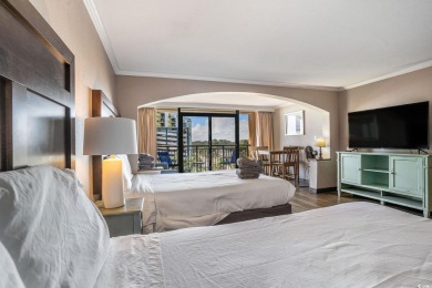 Welcome to this beautiful efficiency condo at The Caravelle