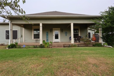 Charming Downtown Alba Home with Historic Character & Modern - photo 2