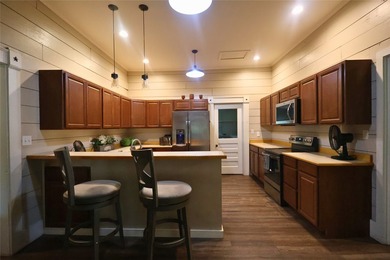 Charming Downtown Alba Home with Historic Character & Modern - photo 6