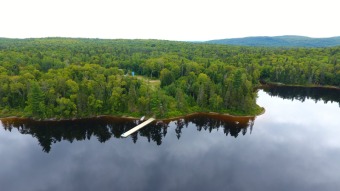 Lake Home Off Market in Rivière-Rouge, 
