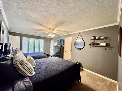 Lakefront Luxury on Lake Hamilton with Guest House, Storage - photo 21