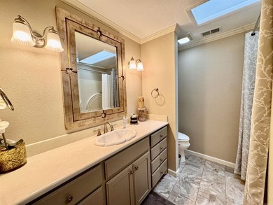 Lakefront Luxury on Lake Hamilton with Guest House, Storage - photo 24