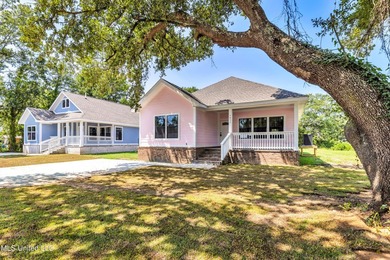 New Construction in Pascagoula!! Experience coastal living just - photo 2