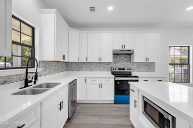 New Construction in Pascagoula!! Experience coastal living just - photo 10