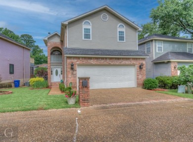 Lake Home For Sale in Shreveport, Louisiana