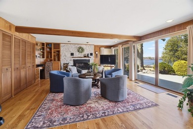 Enjoy scenic water views and breathtaking sunsets from this - photo 10