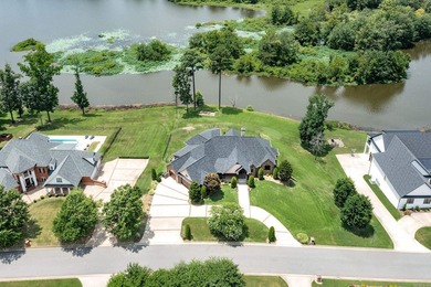 Don't miss this custom-crafted beauty in gated Hurricane Lake - photo 5