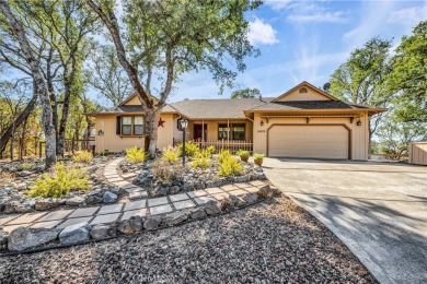 Lake Home For Sale in Hidden Valley Lake, California