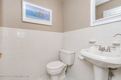 A first floor garden condo in Foxwood Square that comes with the - photo 11