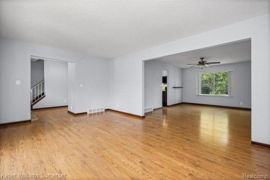 Nestled on nearly 2 acres of beautifully maintained property - photo 15