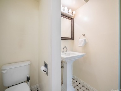 Welcome to easy island living in this clean, move-in ready - photo 16