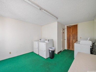 Welcome to easy island living in this clean, move-in ready - photo 18