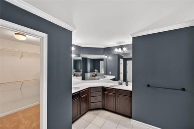 Gorgeous residence in prime Sugar Hill location. Nestled on a - photo 19