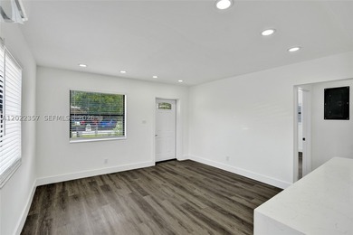 Welcome to 733 NW 15th Terrace, Fort Lauderdale, FL 33311! This - photo 22