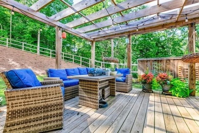 Gorgeous residence in prime Sugar Hill location. Nestled on a - photo 26