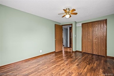 Nestled on nearly 2 acres of beautifully maintained property - photo 42