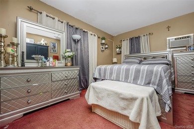 Welcome to this beautifully maintained 6-bedroom, 2-bath - photo 10