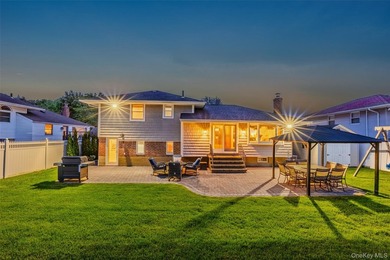 Welcome To This Beautifully Maintained Split Level In Massapequa - photo 4