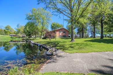 Rare lake frontage on all-sports Pleasant Lake! Situated on - photo 4
