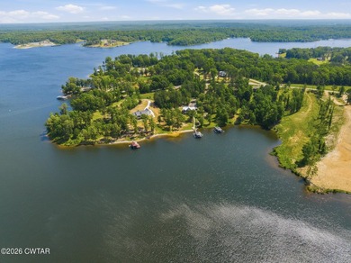 Large waterfront lot on Lake Halford, 3+ acres, with no HOA or - photo 13