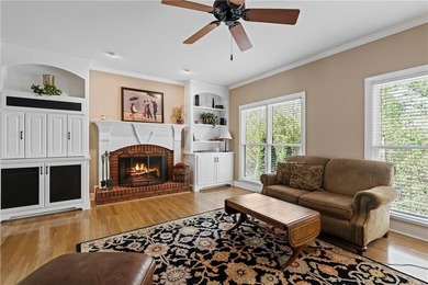 PRICE IMPROVEMENT - Welcome home to this beautifully maintained - photo 15