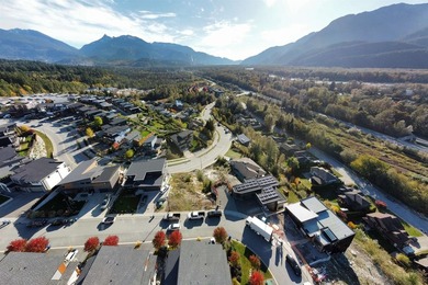 Welcome to Skyridge! One of Squamish's most sought-after - photo 17