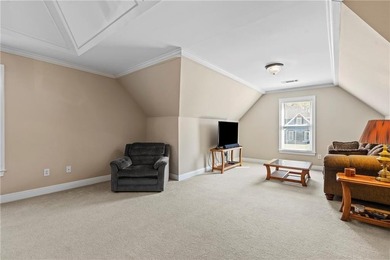 PRICE IMPROVEMENT - Welcome home to this beautifully maintained - photo 21