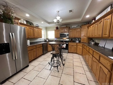 Beautiful Home with Awesome Views!! This 2,091+/- SF 2 Bedroom - photo 33