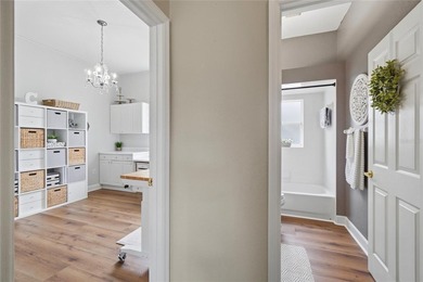 Under contract-accepting backup offers. Located in one of SE - photo 33