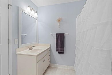 PRICE IMPROVEMENT - Welcome home to this beautifully maintained - photo 34