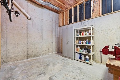 PRICE IMPROVEMENT - Welcome home to this beautifully maintained - photo 38