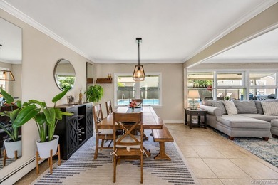 Welcome to this charming and spacious 4-bedroom, 2-bathroom - photo 10
