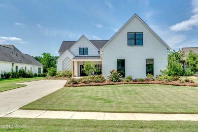 Lake Home Sale Pending in Ridgeland, Mississippi