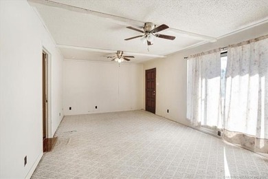Welcome to 115 Main Street, Hendrix, OK-a true gem in the heart - photo 27