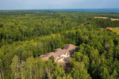 This is truly a one of a kind home that has a private - photo 5
