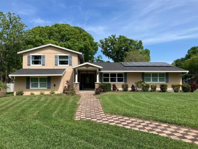 (private lake, pond, creek) Home For Sale in Lutz Florida