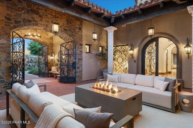 Welcome to ''Casa Di Buona Fortuna'' Architecturally Refined - photo 13