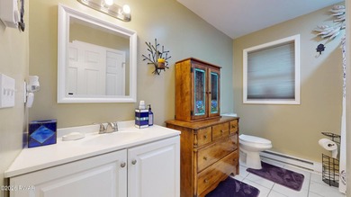 IMMACULATE, PRIDE IN OWNERSHIP, LIKE-NEW, ONE-LEVEL-LIVING 4 BR - photo 14