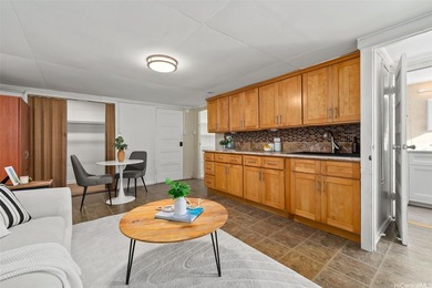 Where else in St. Louis Heights will you find potential for - photo 15