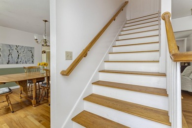 Nestled in Portland's Stroudwater neighborhood on a quiet - photo 19