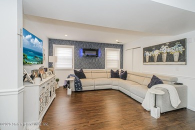 ***93 Mimosa Lane***Welcome to this absolutely stunning home - photo 20