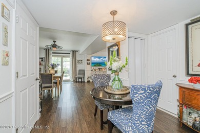 ***93 Mimosa Lane***Welcome to this absolutely stunning home - photo 23