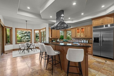 Meticulously maintained by the original owners, this exceptional - photo 25